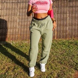 Baggy sweat pants (tall girl friendly)